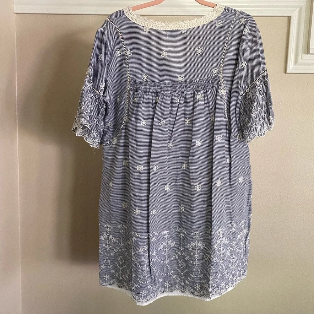 Women’s Zara Shift Dress - Picture 8 of 9